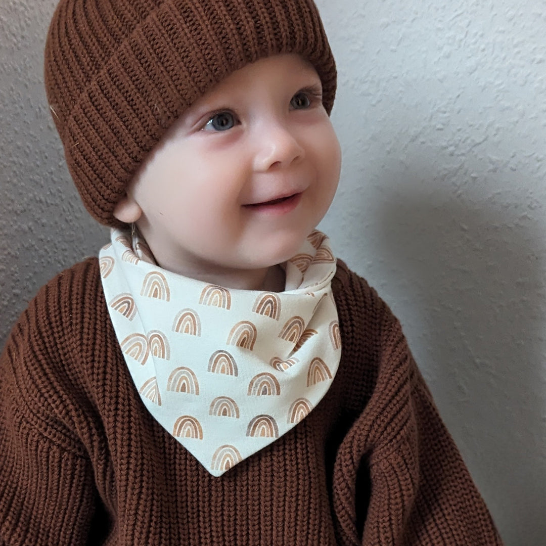 Strickset Pulli und Mütze braun