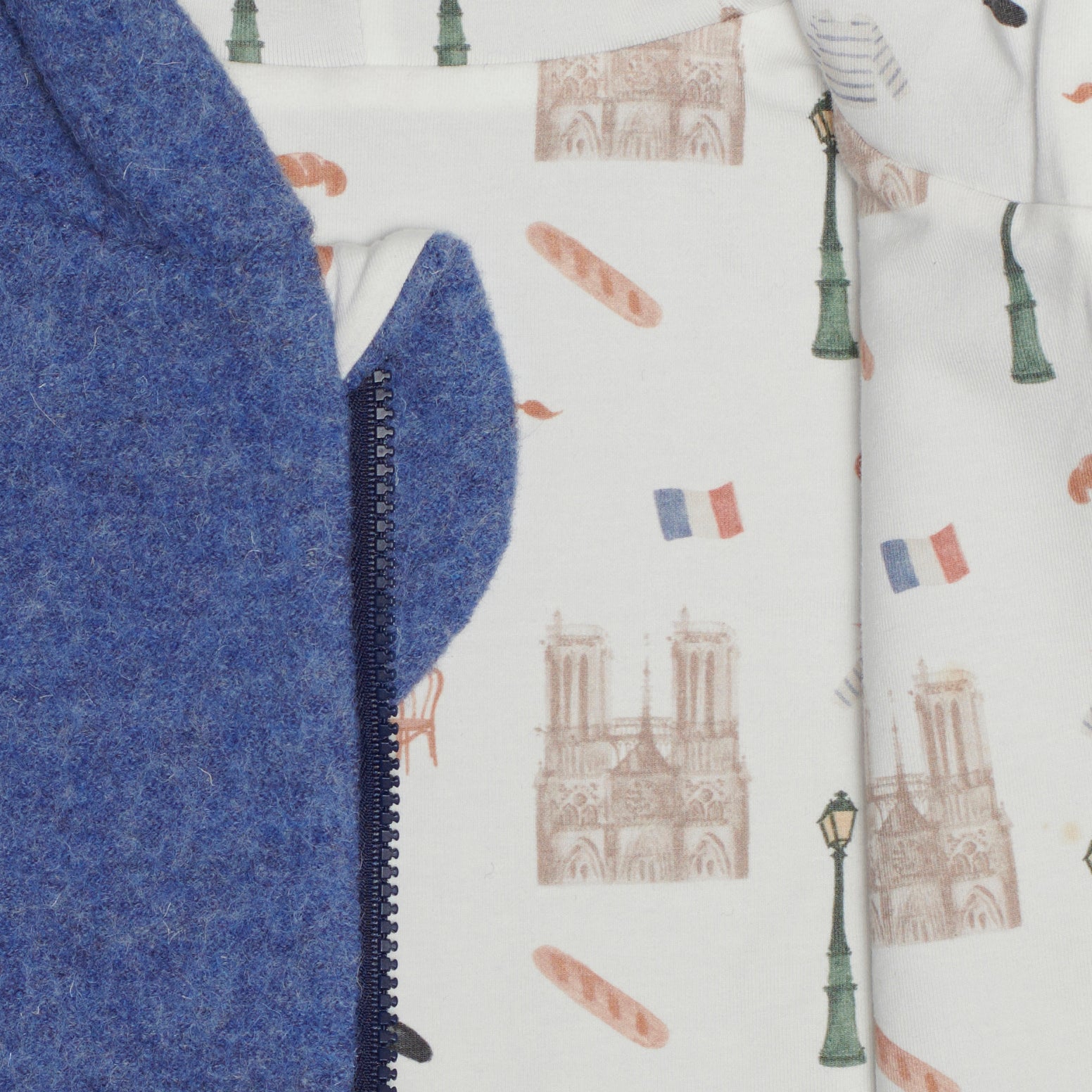 Produktfoto blauer Walkoverall- Paris- Bambeeni Walkoverall fuer Babys & Kinder aus 100% Schurwolle und Baumwollinnenfutter