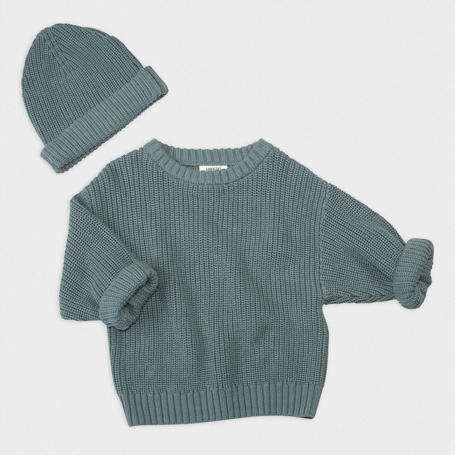 Strickset Pulli und Mütze grün