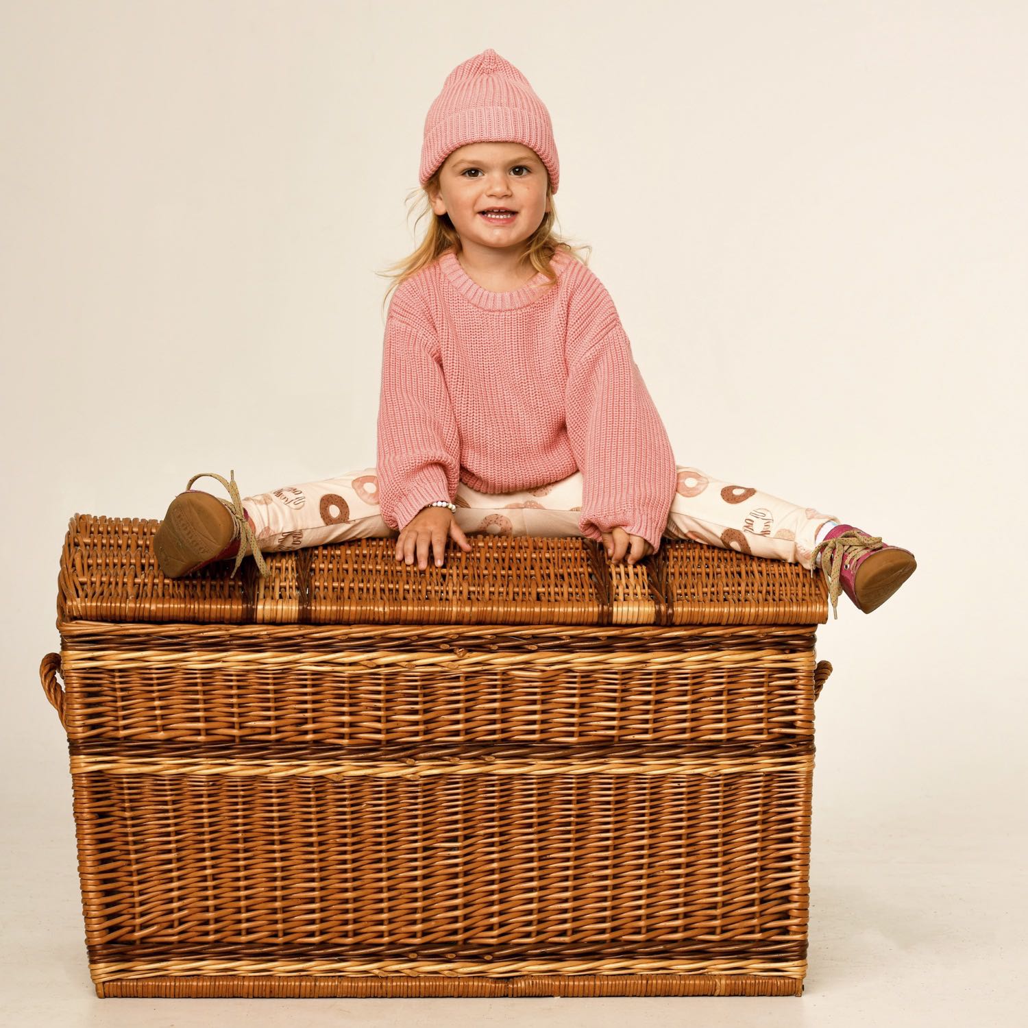 Strickset Pulli und Mütze rosa