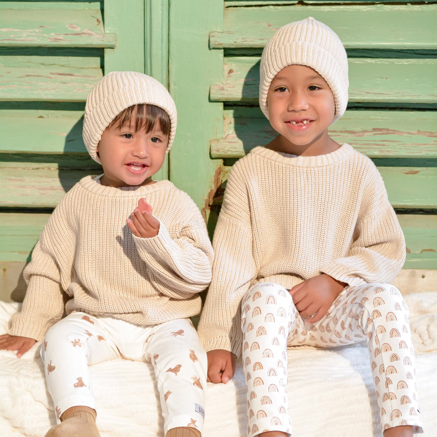 Strickset Pulli und Mütze beige