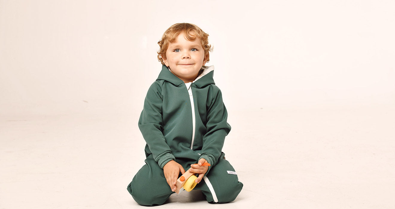 BAMBEENI: Overalls Banner