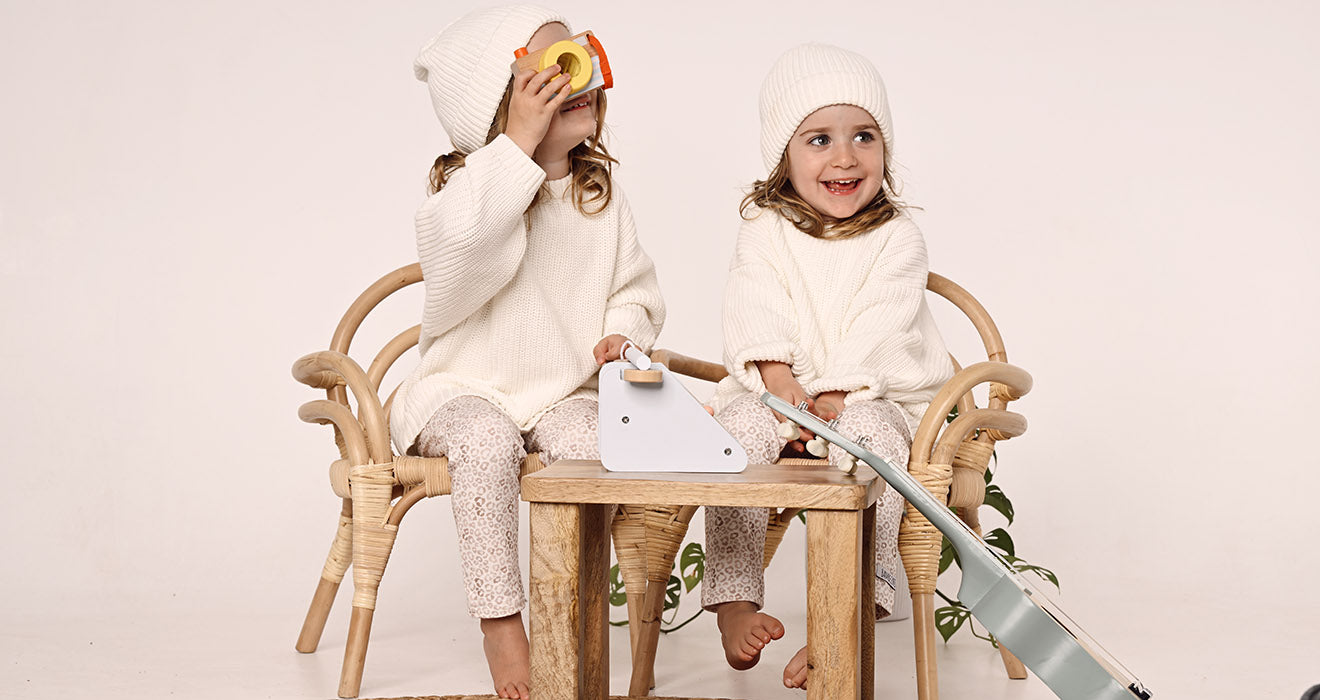 BAMBEENI: Stricksets Banner